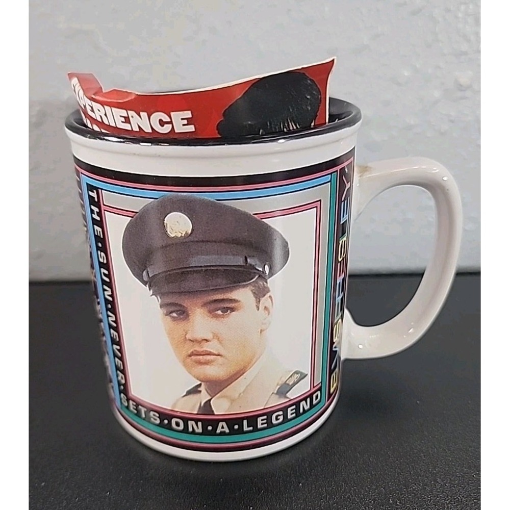 Elvis Presley Mug Army Photo‎ Ceramic Coffee Cup Black Retro Photo